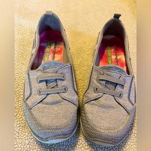 Sketcher air color memory foam shoes size 7 color tan